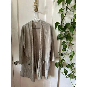 Donni Women’s size large Cardigan